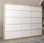 250 cm breiter Schiebetürenschrank mit 3 Türen | 10 Fächer | 2 Kleiderstangen | Farbe: Sonoma Eiche / Weiß Abbildung