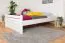 Einzelbett / Gästebett "Easy Premium Line" K7 inkl.1 Abdeckblende, 140 x 200 cm Buche Vollholz massiv weiß lackiert