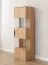 Hängevitrine Rania 01 in Eiche Natur, aus Massivholz, 1 Tür, 4 Einlegeböden 142 x 43 x 33 cm, inkl. LED-Beleuchtung, 5 Fächer, Soft-Close-System