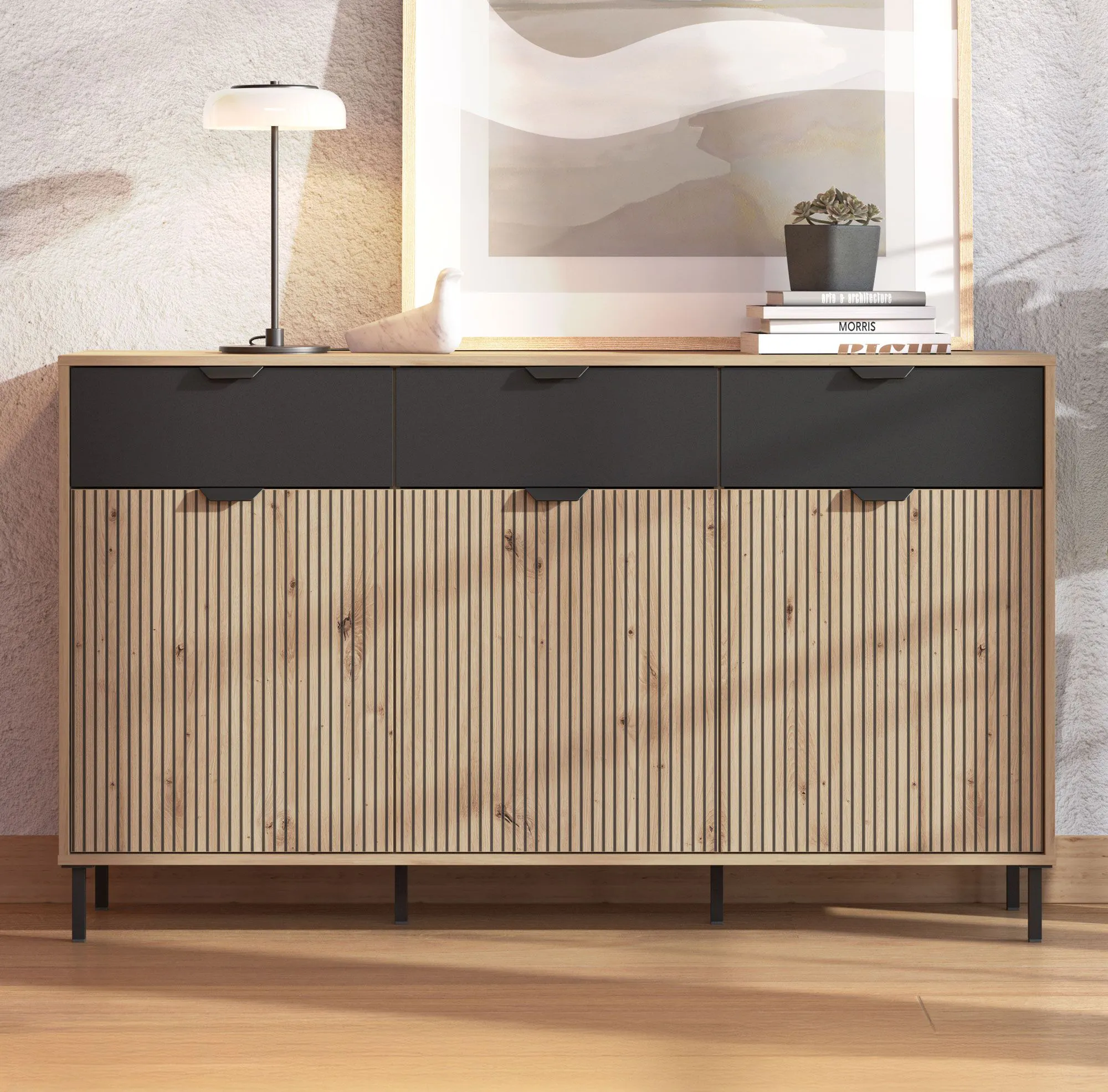 Modernes Sideboard mit viel Stauraum Zvesdara 06, drei Schubladen, Farbe: Eiche Artisan / Schwarz, drei Türen, sechs Fächer, Maße: 92,5 x 157 x 40 cm