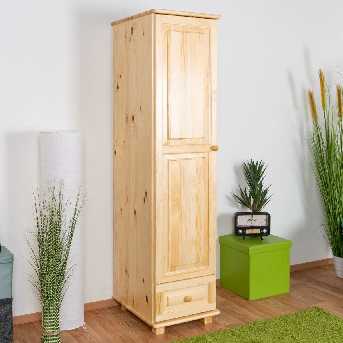 Kleiderschrank Kiefer Vollholz massiv natur 001