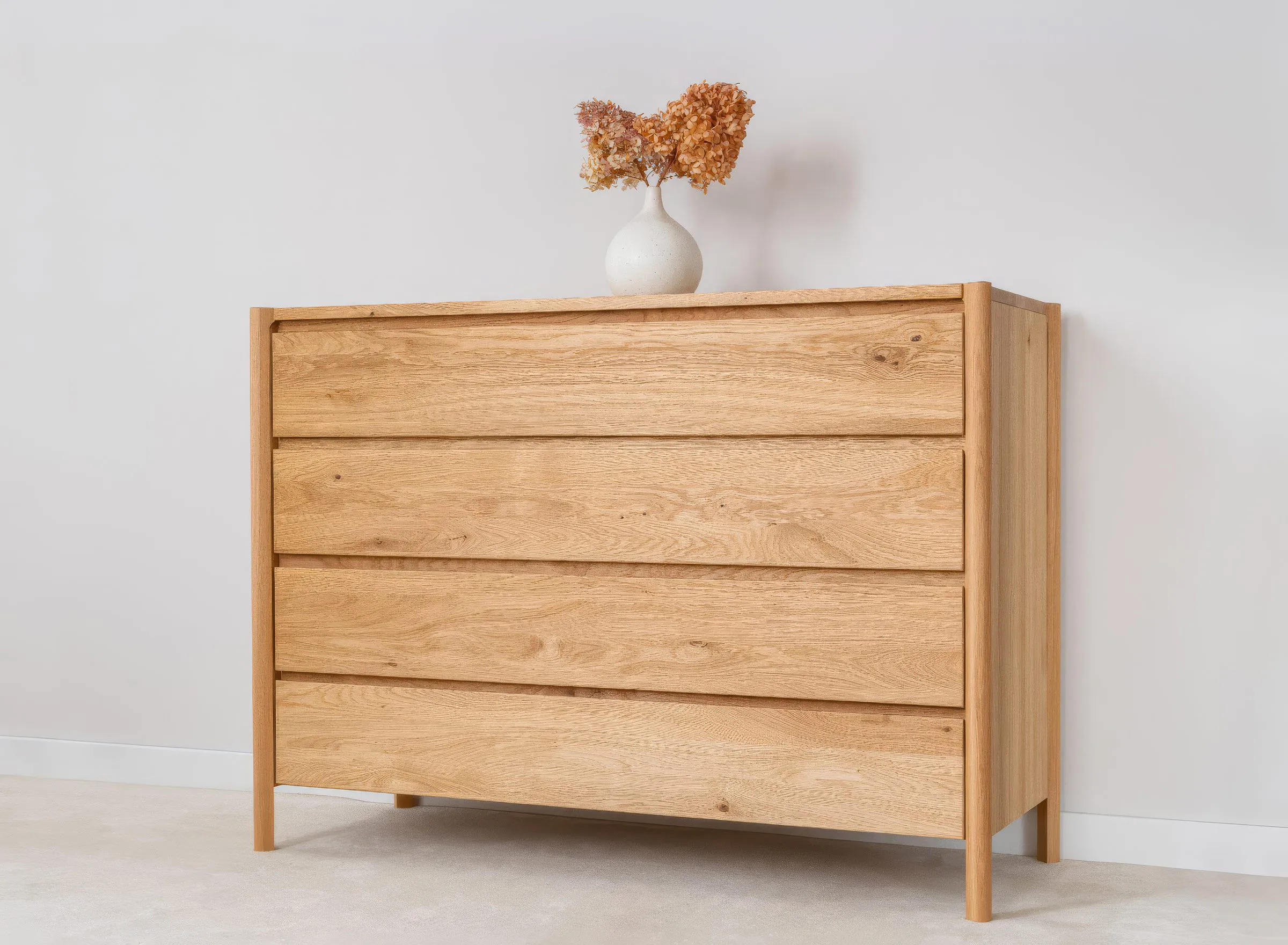 Kommode | Eichenholz geölt | Massivholz | Soft Close System | 4 Schubladen | Farbe: Eiche | 123 x 48 x 90 cm | Seille 01
