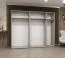 Kleiderschrank mit drei Kleiderstangen Korab 42, Farbe: Kaschmir, 2,5 Meter breit, drei Fächer, Soft-Close, fünf Türen, Griffe: Schwarz, Drehtürenschrank