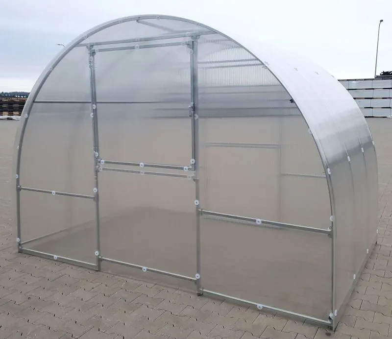 Gewächshaus 33 HKP 6 mm, Grundfläche 24 m² - Abmessungen: 800 x 300 cm (L x B)