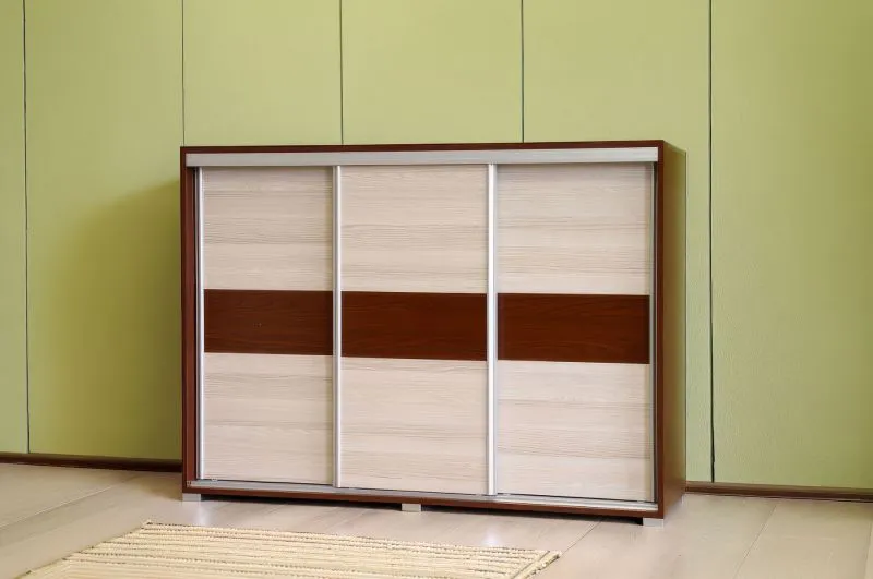 Kommode Cikupa 11, Farbe: Nuss / Ulme - Abmessungen: 110 x 154 x 47 cm (H x B x T)