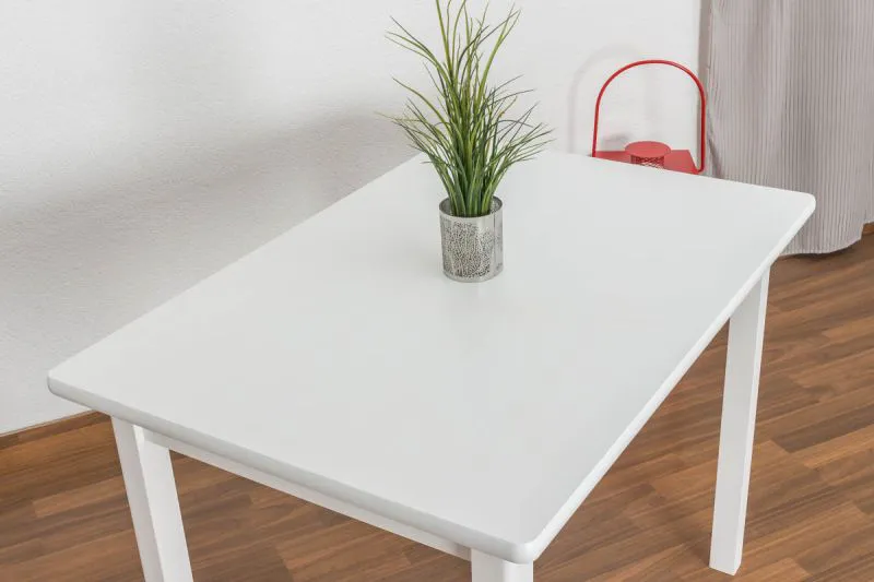 Weißer kleiner Tisch