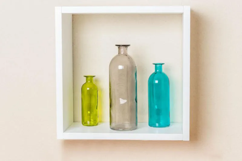 Hängeregal, Wandregal, Bücherregal - 40 cm breit, Kiefer Massivholz, Farbe: Weiß Abbildung